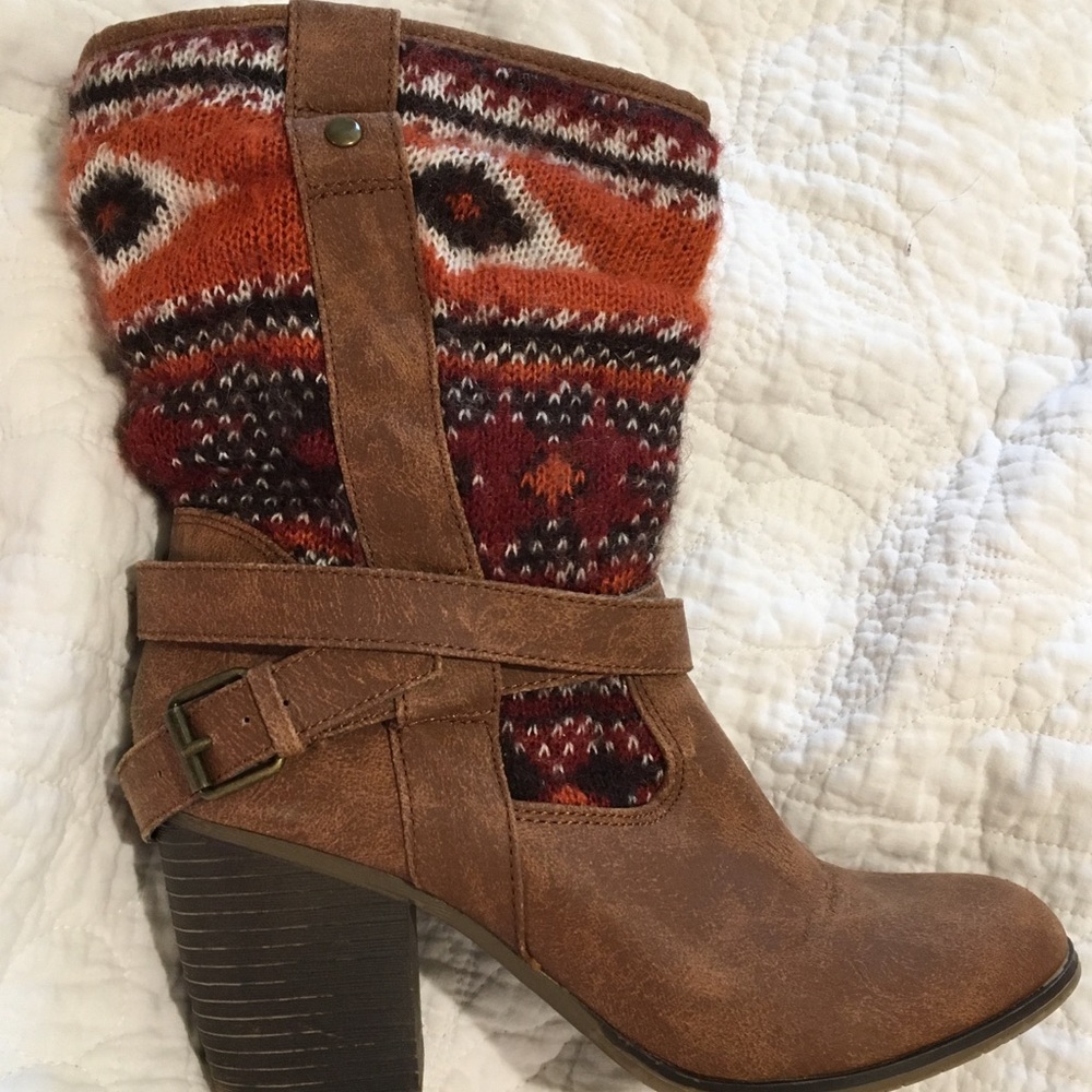 Boots - Picture 6 of 6
